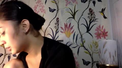 Snapshot of sexygoddessjade chatting on October 4, 2:12 am miss jade so online show from October 4, 2:12 am
