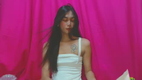 sexyhornyts4u online show from April 7, 11:22 am