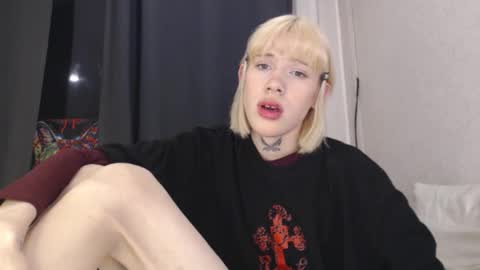 polii and alisa online show from February 22, 5:37 pm