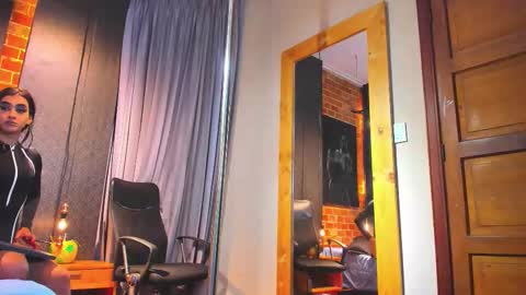 SinnaDark online show from March 27, 11:33 am