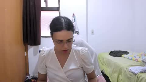 Snapshot of silmeriasweet1 chatting on October 17, 7:50 pm sarasweet online show from October 17, 7:50 pm