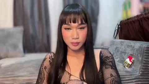 Kylie online show from June 25, 6:56 pm