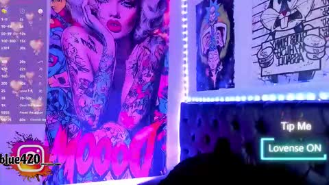 blue online show from December 14, 11:00 pm