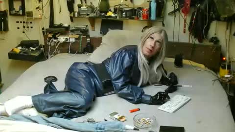 smokeslut365 online show from February 9, 5:25 am