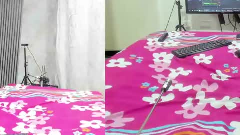sofi_boll25 online show from July 30, 3:05 am