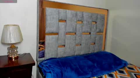 sophia CM online show from November 7, 9:37 pm