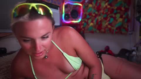 derpy derpington online show from April 6, 3:05 am