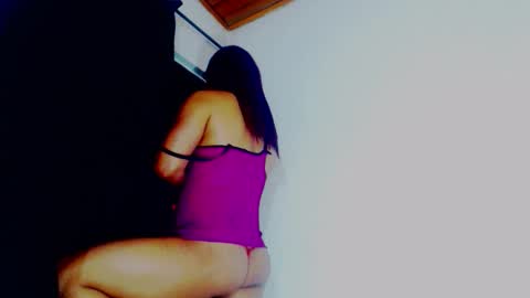 sophiehillsxo online show from February 19, 2:41 am