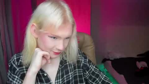 soska_albinosk online show from January 10, 1:50 pm