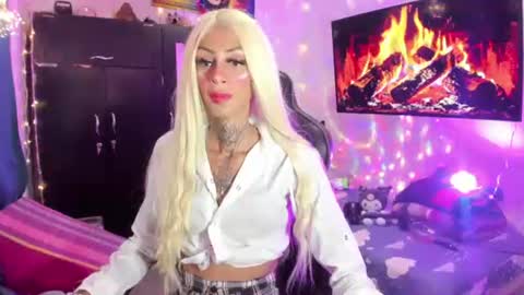 stacymalibuxx online show from July 17, 3:12 am