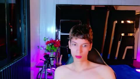 stefany piink online show from April 25, 12:42 pm