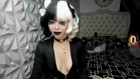 Jane online show from April 17, 7:00 am