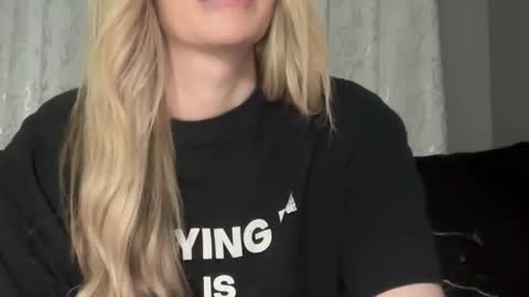 Stella Bella online show from February 6, 7:25 am