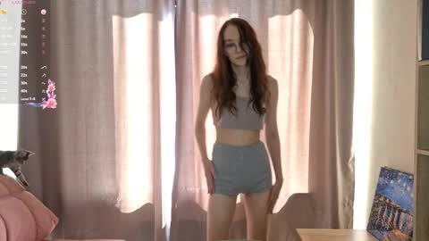 Stella private only for the fan club online show from October 4, 8:15 am