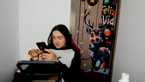 sweet__suck69bitch online show from January 31, 10:31 pm