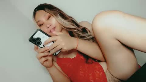 SWEET LOVE online show from April 13, 2:32 pm