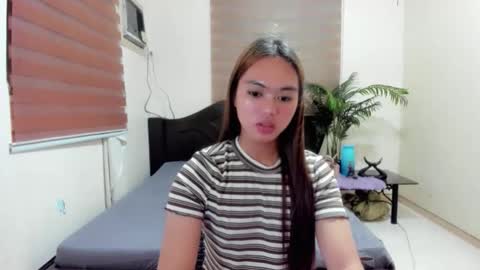 SWEET KEYA online show from February 20, 11:56 am