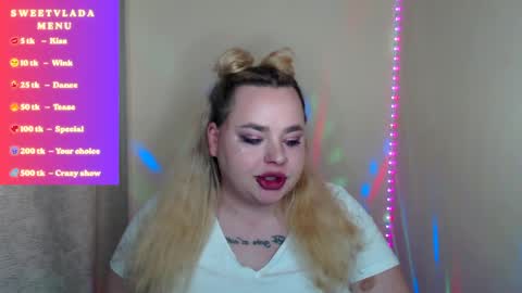 sweetvlada13 online show from April 29, 4:56 pm