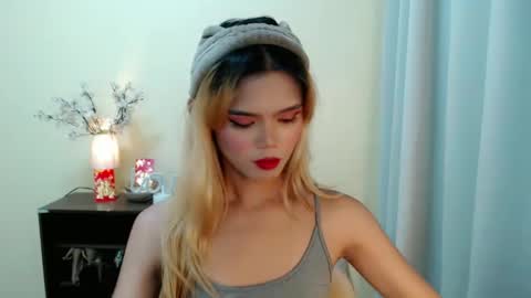 Megan online show from January 14, 4:57 am