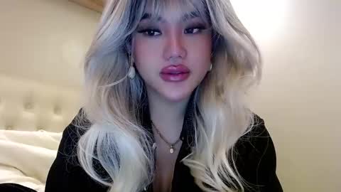 Lena online show from February 27, 2:32 pm