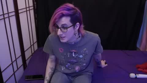 Tarrow online show from February 4, 2:28 am