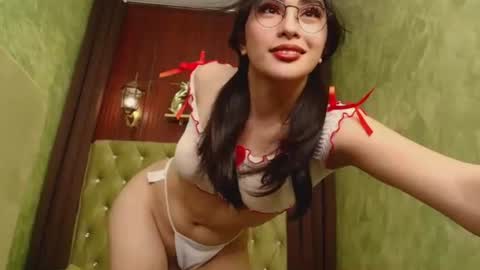 ITS ME MEGAN online show from July 9, 1:53 am