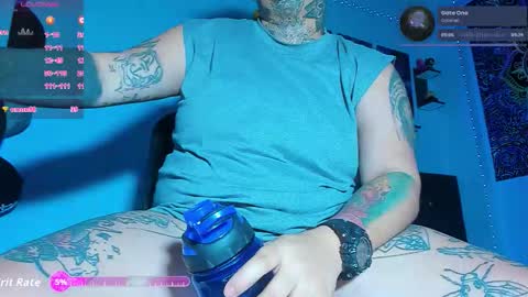 Snapshot of techno_420 chatting on October 13, 2:06 pm Charlee He online show from October 13, 2:06 pm