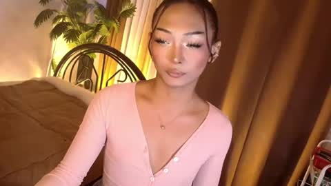 temptation_ashley online show from June 27, 5:30 pm
