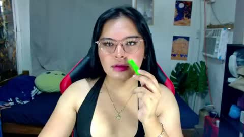tgirlselena online show from June 23, 5:37 am