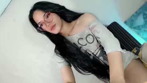 the_horny_bella online show from March 5, 7:24 am