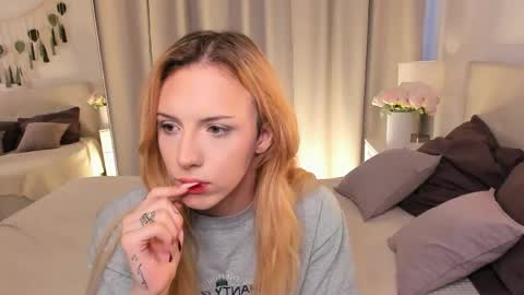 Tiffany online show from April 14, 5:45 am