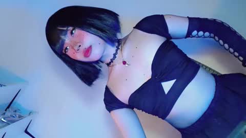 tight_elliana online show from February 18, 10:50 pm