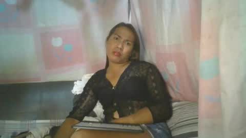 transhottie28 online show from March 12, 10:37 am