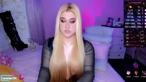 BELLA online show from July 6, 3:03 pm