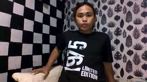 Trishia00 online show from November 3, 5:12 pm