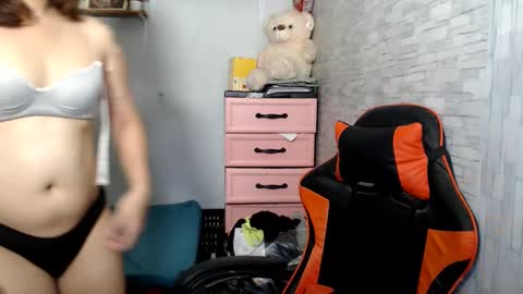 ts_kawaiiass online show from November 18, 4:23 am