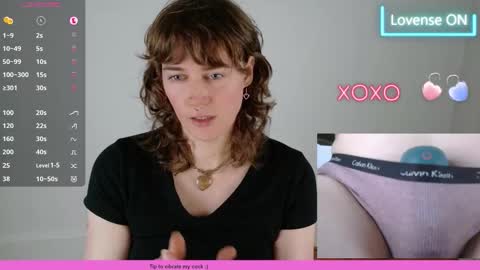 Ellie Ryder online show from March 18, 12:12 am