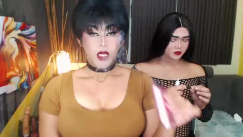 Nicoleeee online show from April 27, 10:02 am