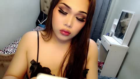 jayvie online show from January 27, 11:43 am