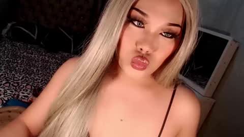 jayvie online show from October 5, 6:03 am