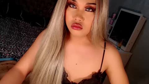 jayvie online show from October 9, 2:24 am