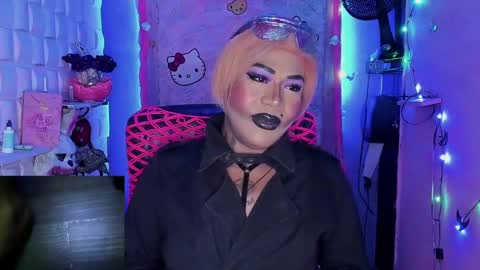 BellaRoxanna online show from December 4, 6:33 pm