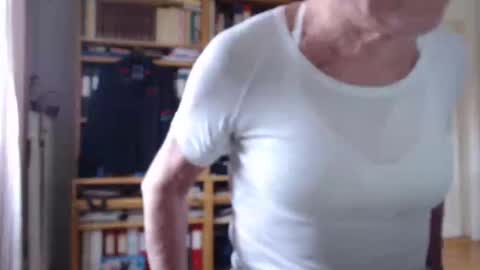 FINN but call me NANNA online show from February 12, 8:59 am