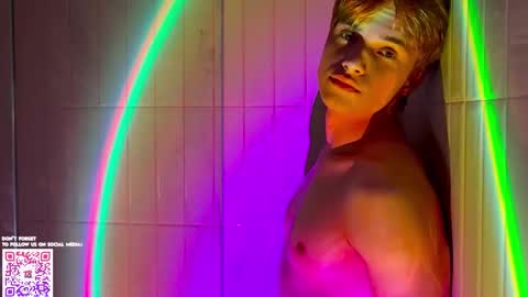 Molly and Nick online show from March 13, 9:52 pm