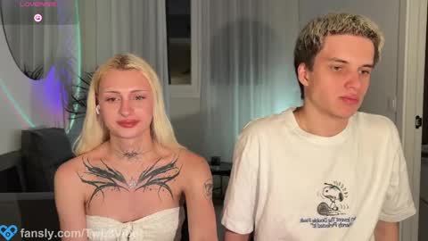 Molly and Nick online show from March 29, 10:43 pm