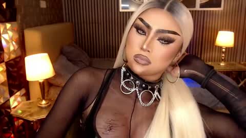 BRIANNA online show from April 21, 1:42 am