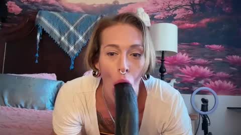 Ur Daylee dose online show from February 22, 10:01 pm