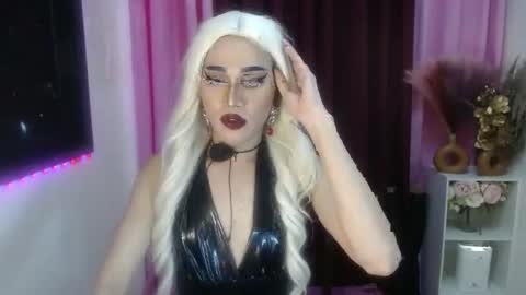 KENDALL online show from October 7, 11:44 am