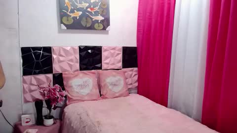 Snapshot of urfantasy_sweetxcali69 chatting on October 19, 9:18 pm cali online show from October 19, 9:18 pm