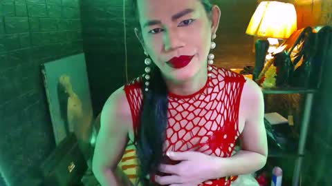 queen norelle online show from April 9, 6:41 am